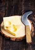 dřevěný nůž na sýrové prkénko